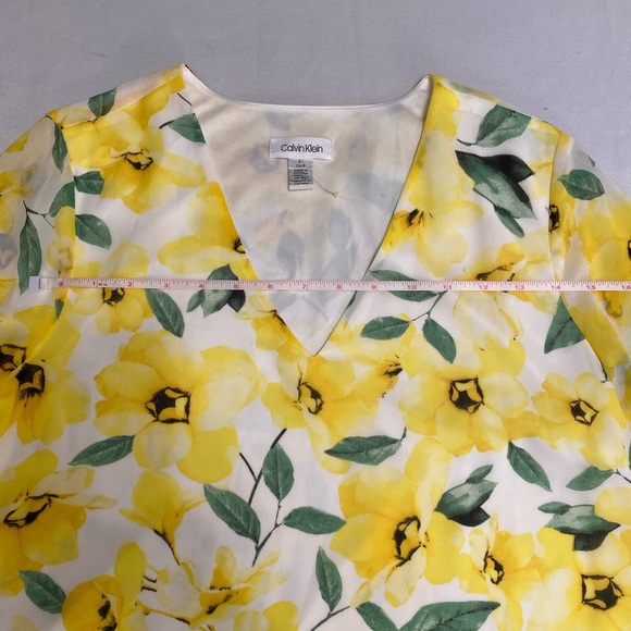 Calvin Klein🌼Floral Print V-Neck Chiffon 3/4 Ruffle
Sleeve Top Size S/CH/P - Picture 6 of 11